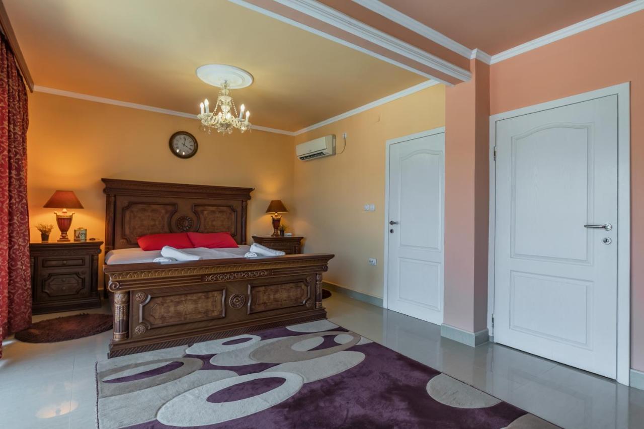 Villa Teodo Esterno foto